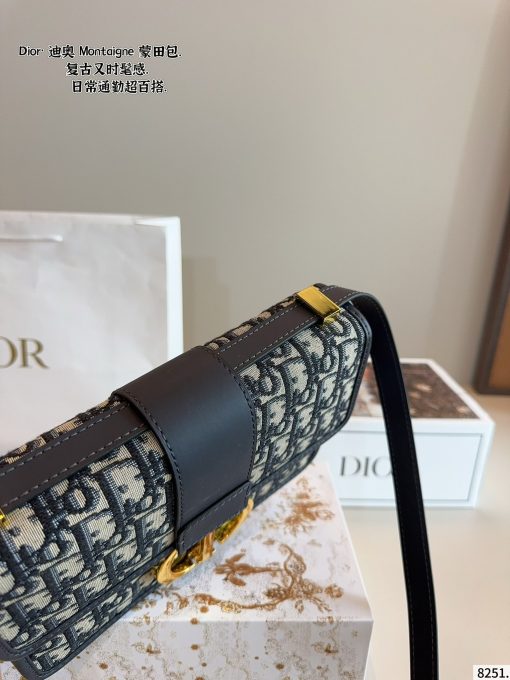 Dior Montaigne bag - Image 9
