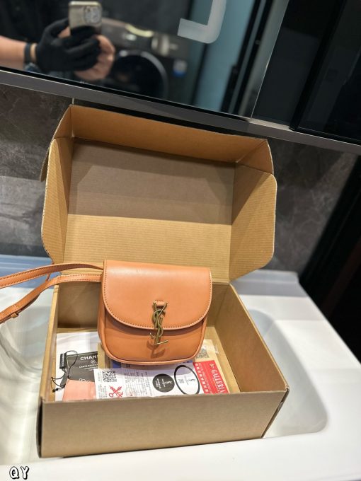 YSL saddle bag - Image 4