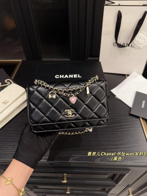 Chanel pendant woc bag - Image 9