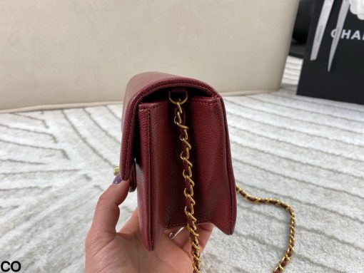 CHANEL chain bag - Image 6