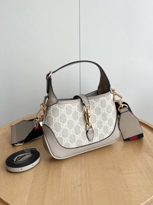Gucci crossbody bag - Image 9