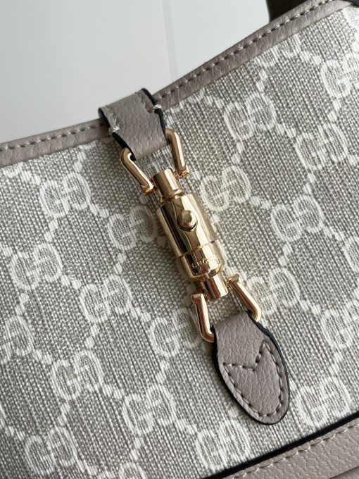 Gucci crossbody bag - Image 6