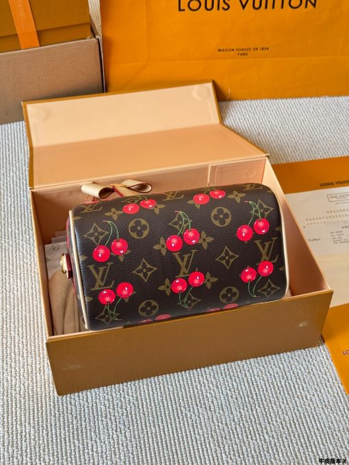 LV Speedy pillow bag - Image 3