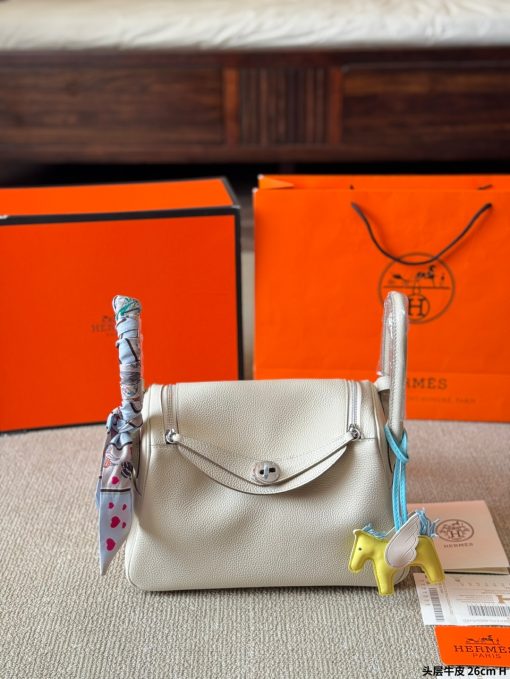 HERMES Lindy bag - Image 9