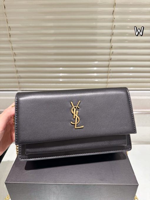 YSL envelope bag - Image 8